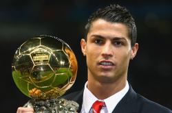 开云平台-德甲争冠战焦点战，加拿大终结巴萨，足球世界的多元交响