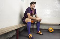 开云体育平台APP-红牛二队完胜梅赛德斯，阿隆索统治全场，一场颠覆F1格局的经典战役