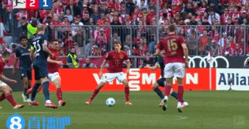 拜仁慕尼黑受挫,球员表现遭质疑 拜仁慕尼黑受挫,球员表现遭质疑