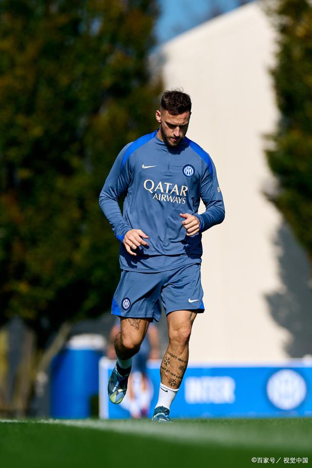 包含塞维利亚完胜国际米兰,乔瓦尼·雷纳一己之力扛起全队的词条 包含塞维利亚完胜国际米兰,乔瓦尼·雷纳一己之力扛起全队的词条